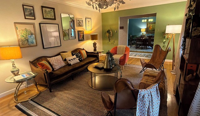The Bluegrass Biscuit: Charming 4BR Ranch Near Keeneland & Airport in Lexington