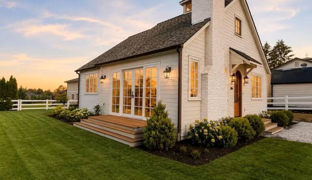 The Cottage on Hollywood Hill in Woodinville