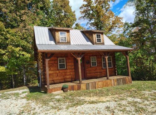 The Hampton - An Amish Built Deluxe Log Cabin in Genoa