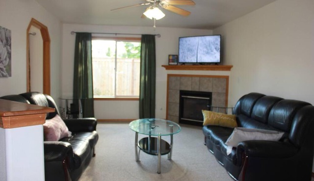 Three-Bedroom Two Bath Home Private Home