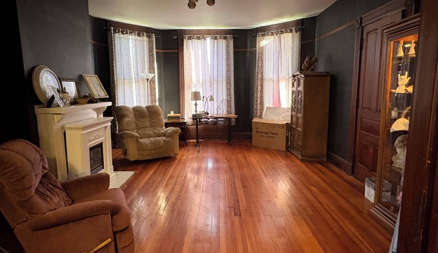 Traditional Bed & Breakfast in Irvine KY with Swimming pool, Wi-Fi Room 3 in Irvine