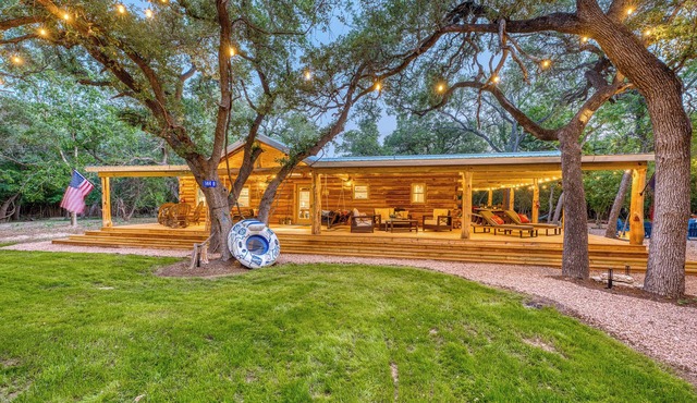 Ultimate Riverfront Retreat! Blanco Family Cabin in Blanco