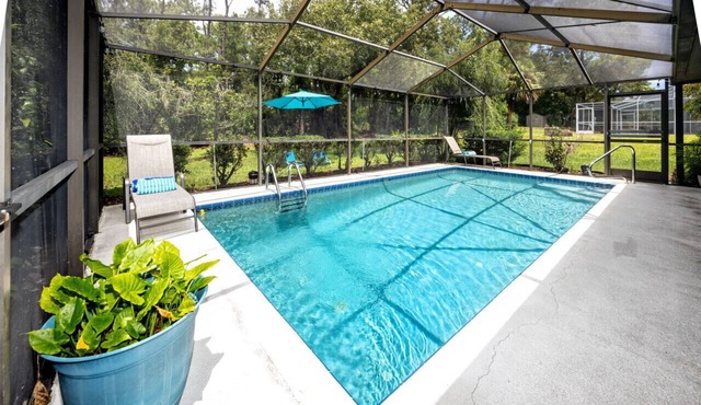 Weeki Wachee House - Private Pool & Nearby to Nature Preserves in Weeki Wachee