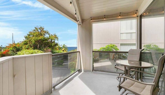 Your Kailua-Kona Ocean-View Home Away from Home