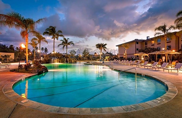 3-Star Hotel ∙ Courtyard by Marriott Oahu North Shore