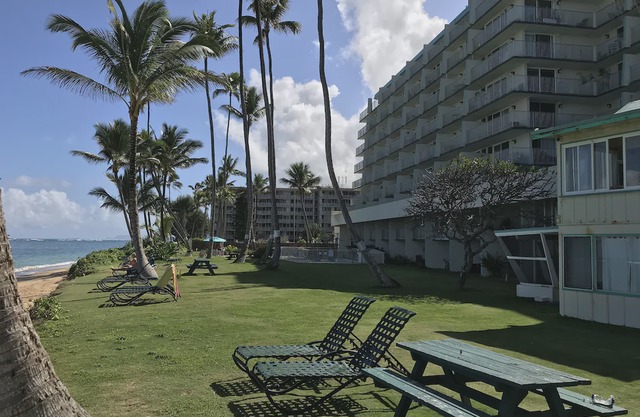 BEACHFRONT vacation Cottage (second floor), steps from the beach!