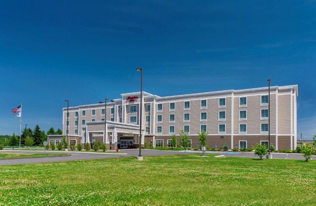 Hampton Inn Isle 