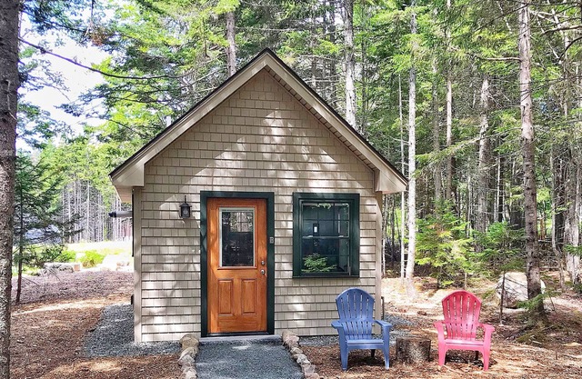 Precipice Tiny House at Acadia Yurts! in Southwest Harbor