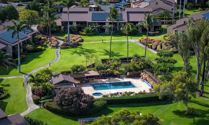 Waikoloa Condo | A stunning one-bedroom with golf course and ocean view!