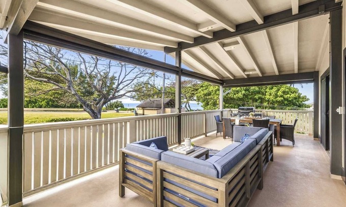 Pupukea House | Ehukai Beach Hale: Ocean View Home With A/C, Steps From Pipeline