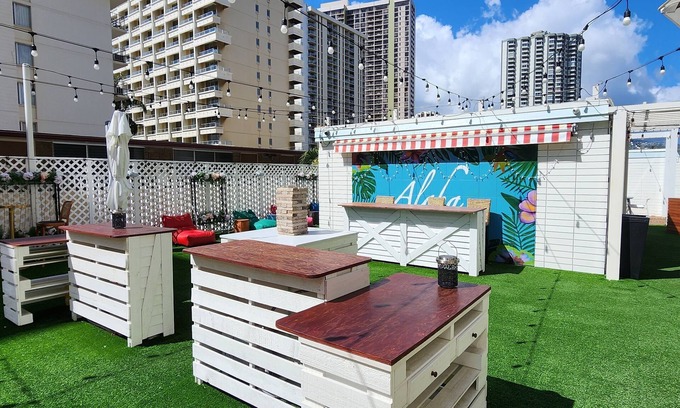 Waikiki Hostel | The Beach Waikiki Boutique Hostel