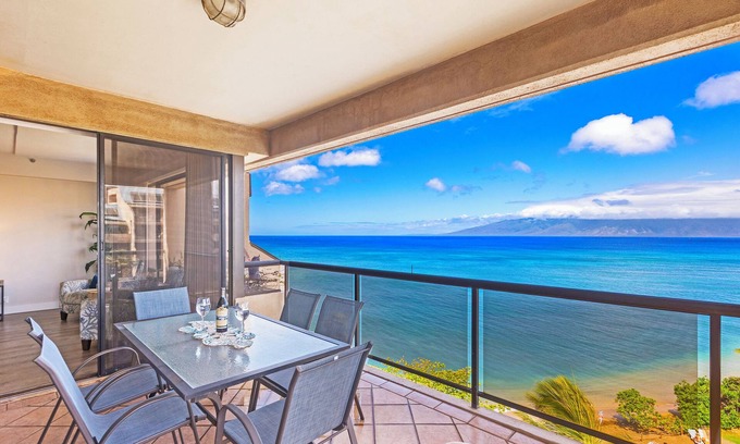 Kahana Condo | UPGRADED-Oceanfront-3 BR-Sands of Kahana-Central AC.