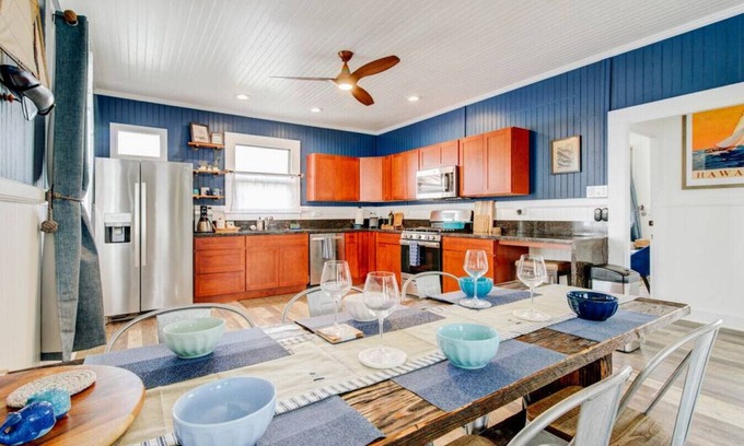 Hilo House | Whaler`s Inn -Nautical Magical
