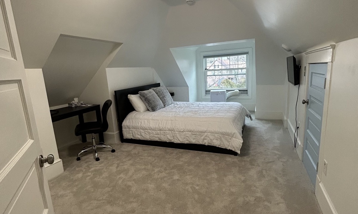 Warren Hotel | Hazeltine Boutique Hotel BnB