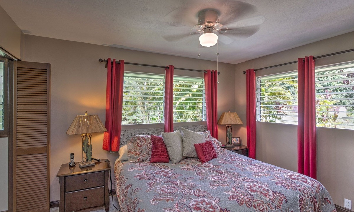 Kapoho House | Hale O Nani Mala Pua 3 Bedroom Home by RedAwning