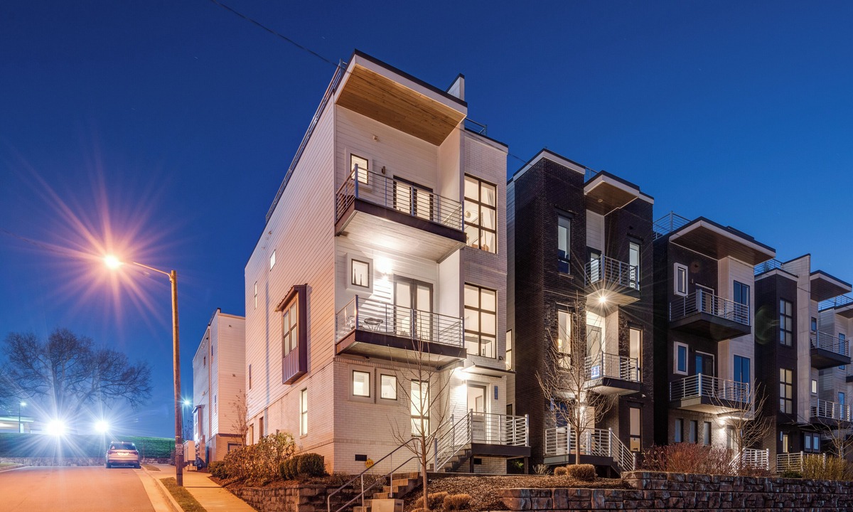 Edgehill Cottage | Nashview- Heart of Gulch - 360º Views of Downtown!