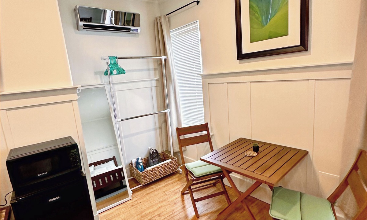 Hilo House | Hilo Town Inn