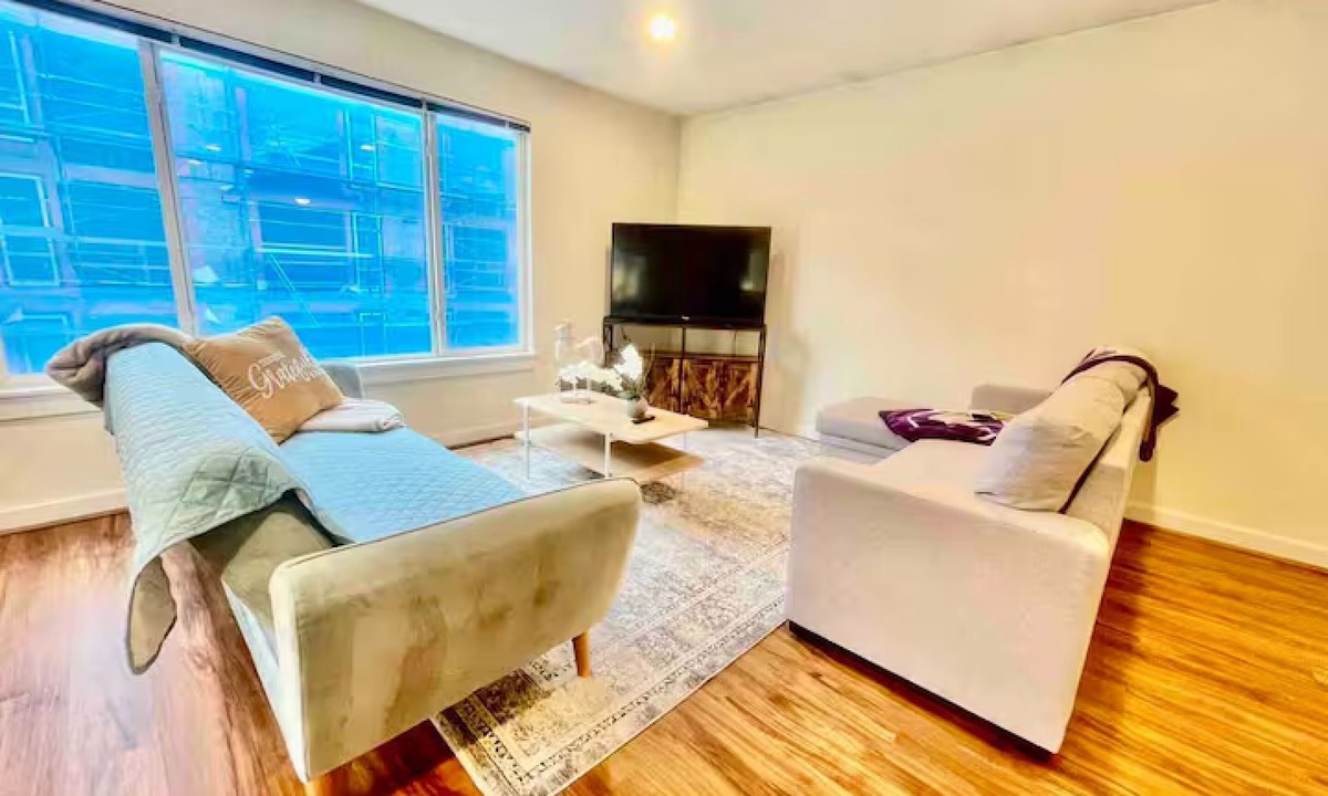 West Queen Anne Hotel | The Seattle Haven - Modern Suites