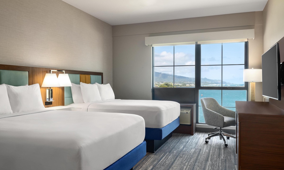 Kahului Hotel | Hampton Inn & Suites Maui North Shore