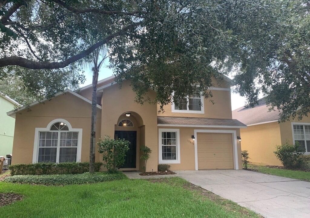 Silver Creek House | Large family vacation home, close to Disney, private pool & spa, newly remodeled