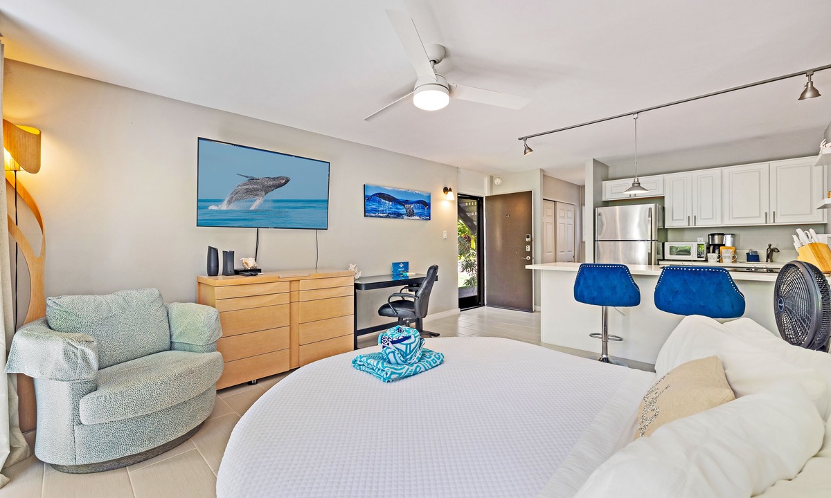 Napili Condo | Island Charm Studio, 10 Minutes to Napili Beach