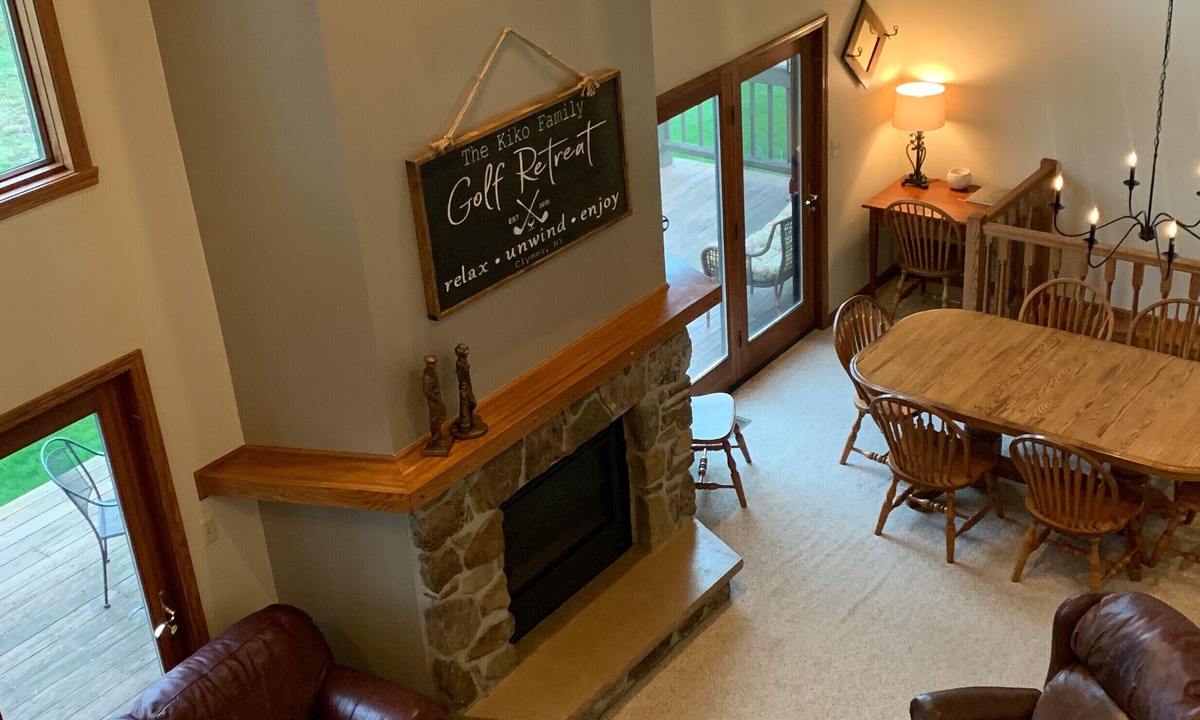 Clymer Condo | ✨TOP & CENTER Peek’n Peak KIKO SKI IN/OUT LIFT#3~SITUATED ON GOLF COURSE #9 TEE