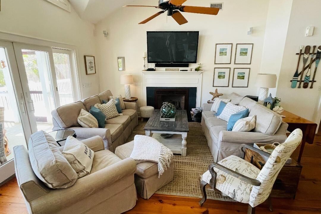 Saint Helena Island House | Spectacular 5-Star on the creek home, 6 cards & 6 seat Golf Cart w/full wk stay