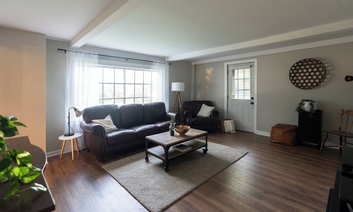 Spencerport House | Spacious 4BR Home w/AC - 15 min from universities & downtown Rochester