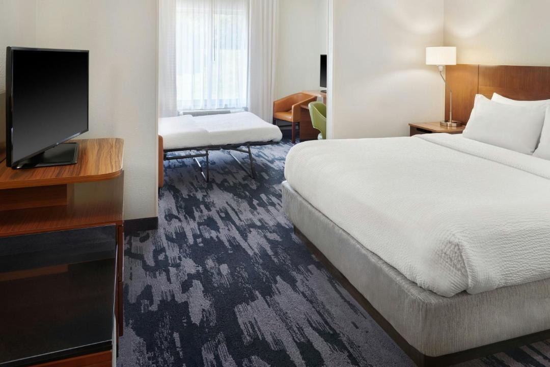 Spring Ridge Hotel | Fairfield Inn & Suites by Marriott Reading Wyomissing
