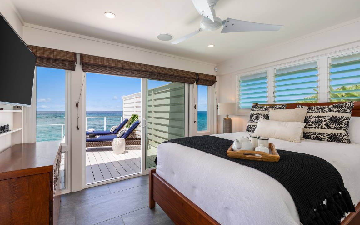 Photo of Bedroom in Kahaluu Bay