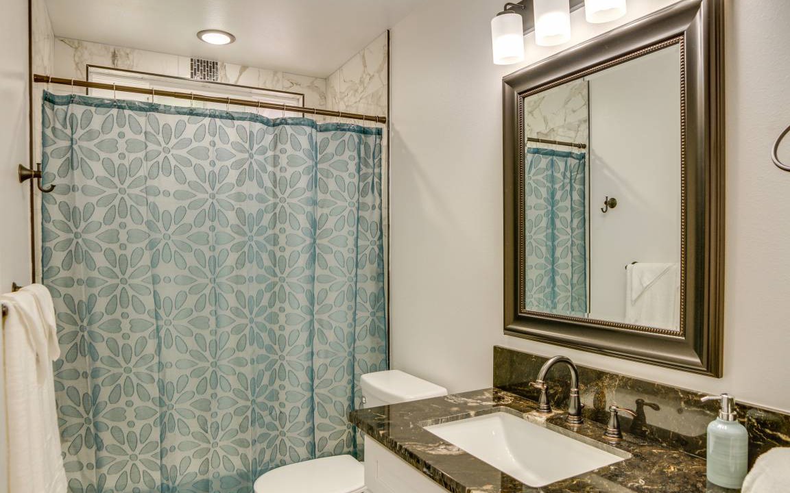 Photo of Bathroom in Keaau