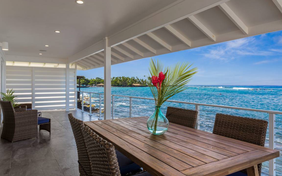 Photo of Patio Balcony in Kahaluu Bay