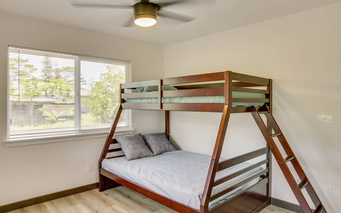 Photo of Bedroom in Keaau