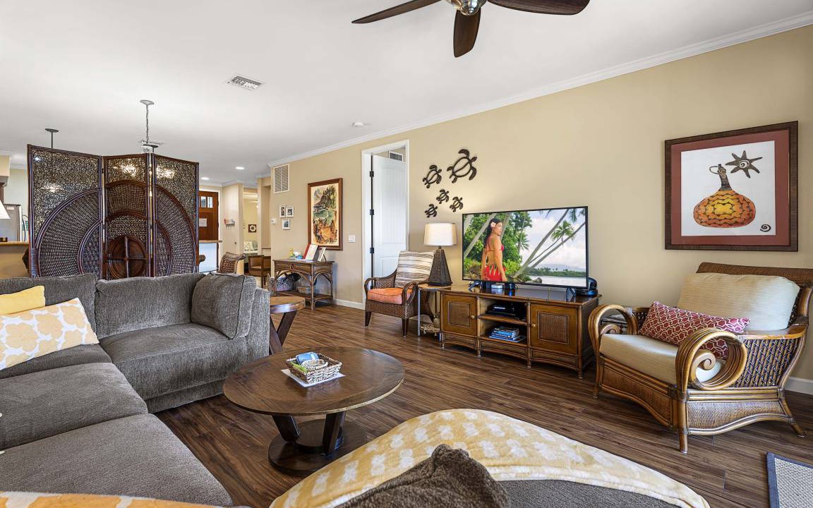 Photo of Livingroom in Waikoloa