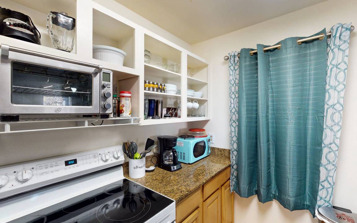Photo of Kitchen in Waikoloa