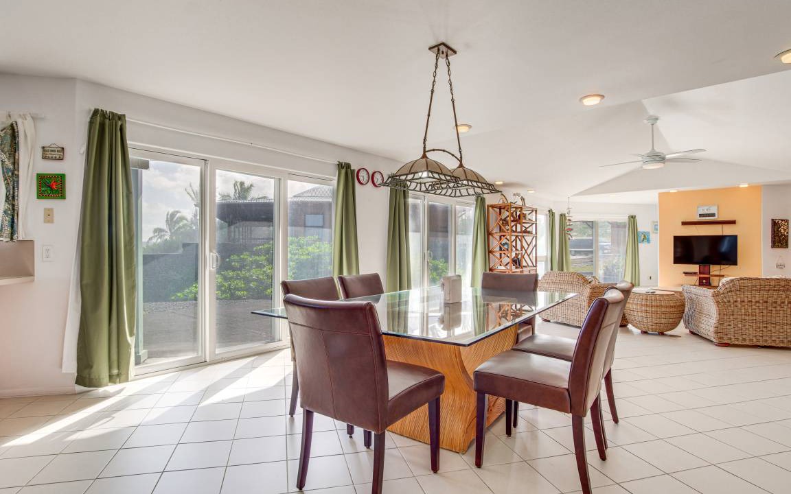 Photo of Livingroom in Keaau