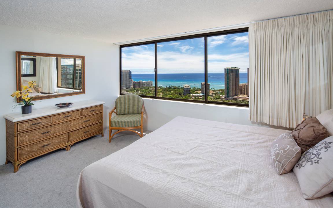 Photo of Bedroom in Waikiki