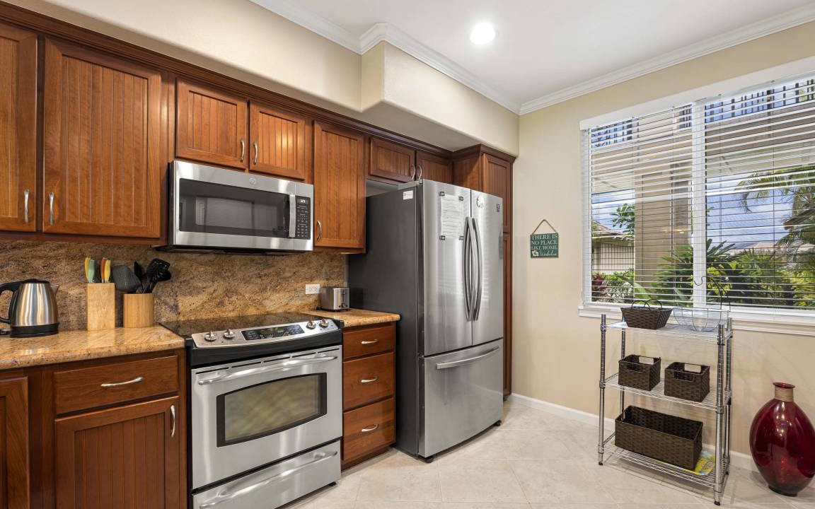 Photo of Kitchen in Waikoloa