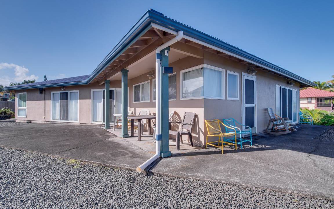 Photo of Buildings in Keaau