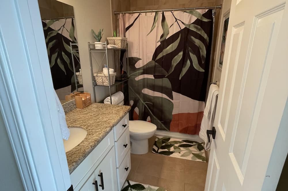 Photo of Bathroom in Coconut Grove