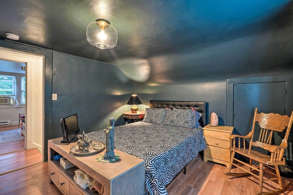 Photo of Bedroom in Jamestown West
