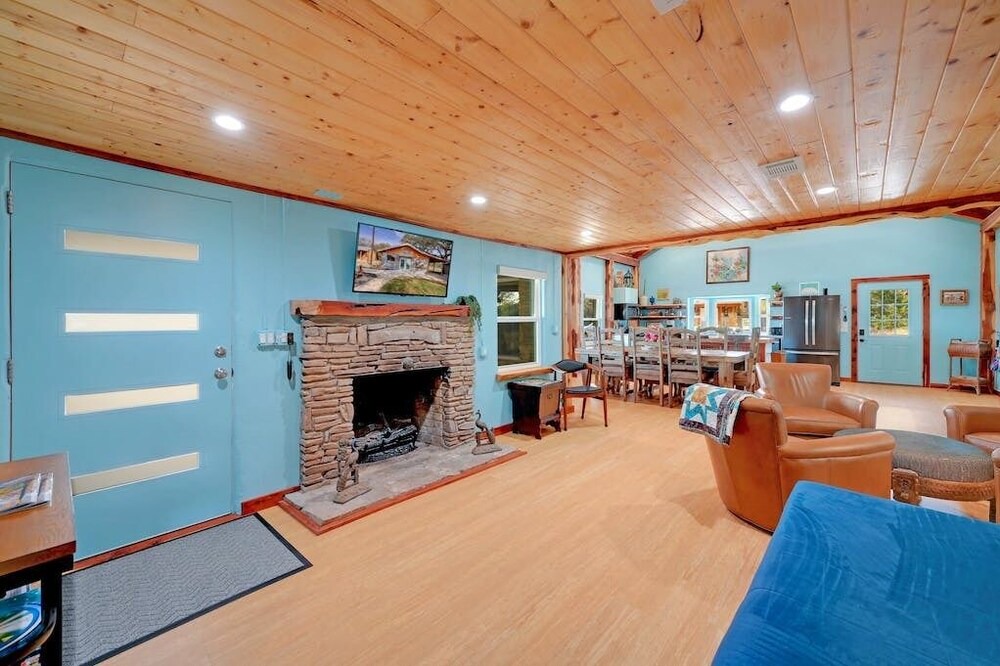 Photo of Bedroom in Wimberley