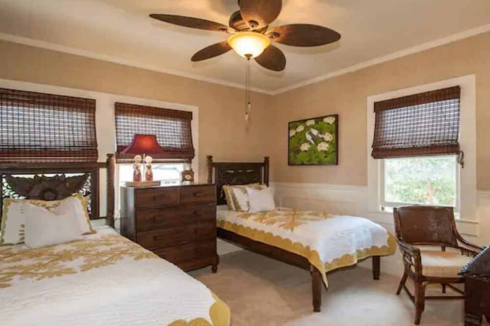 Photo of Bedroom in Kaimuki