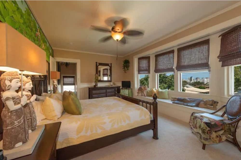 Photo of Bedroom in Kaimuki