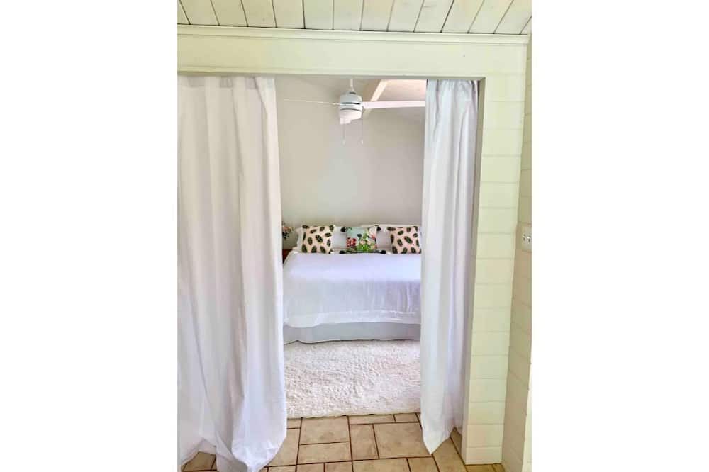 Photo of Bedroom in Pupukea