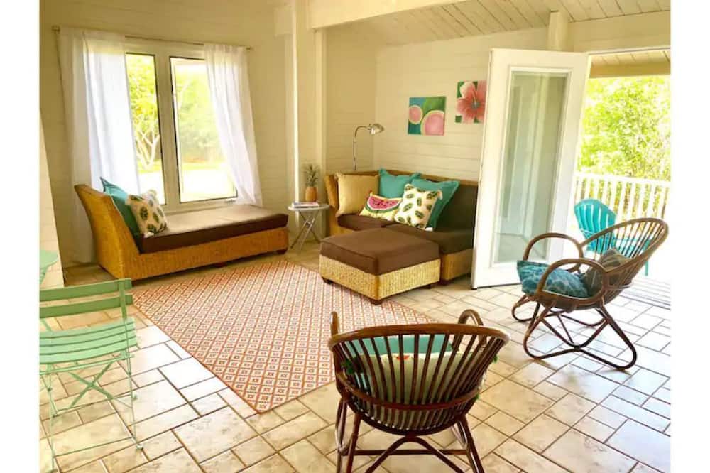 Photo of Livingroom in Pupukea
