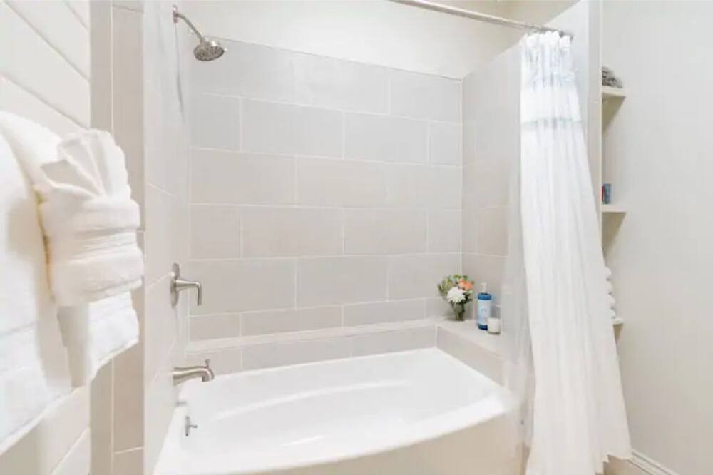Photo of Bathroom in Pupukea