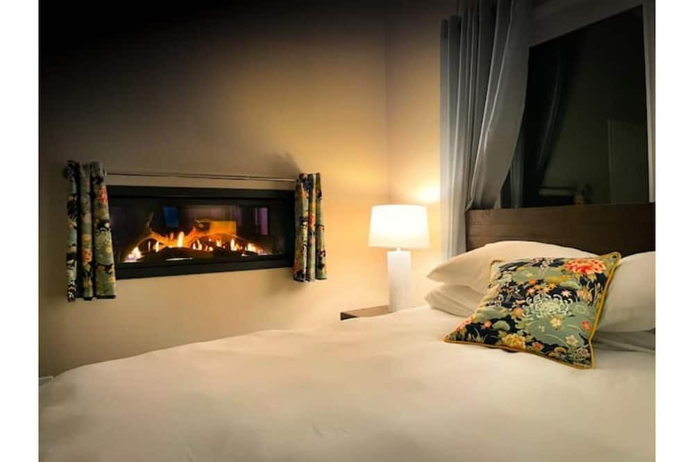 Photo of Bedroom in Royal Hawaiian Estates