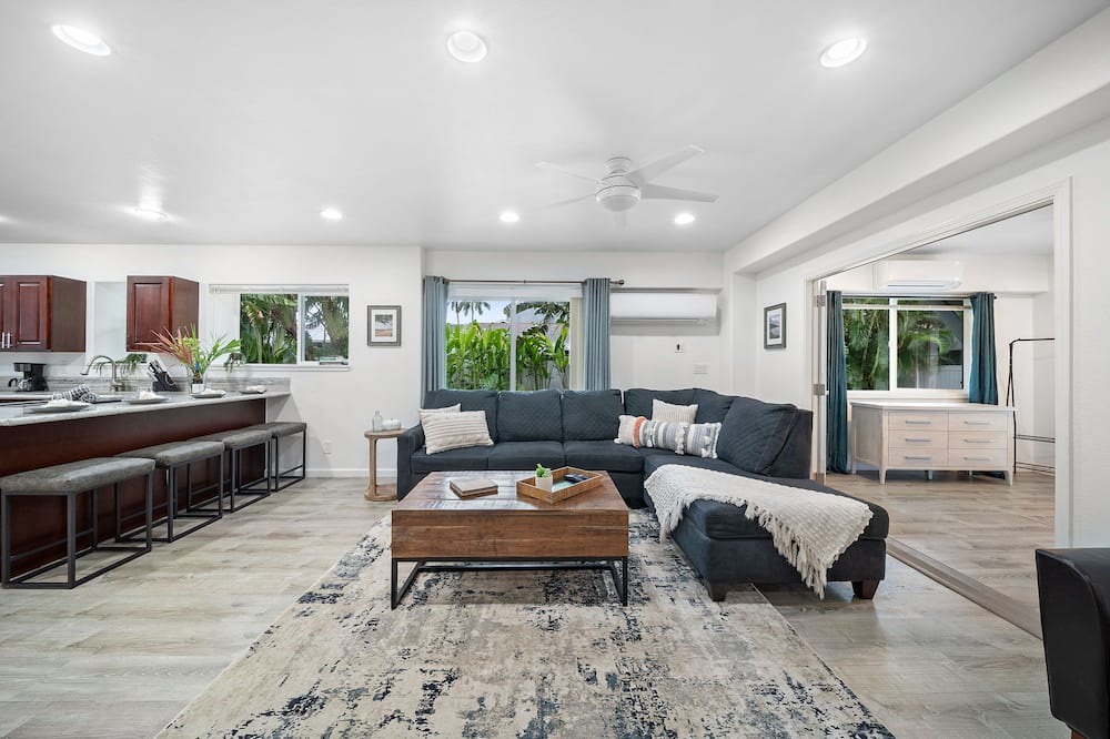 Photo of Bedroom in Ka'a'awa