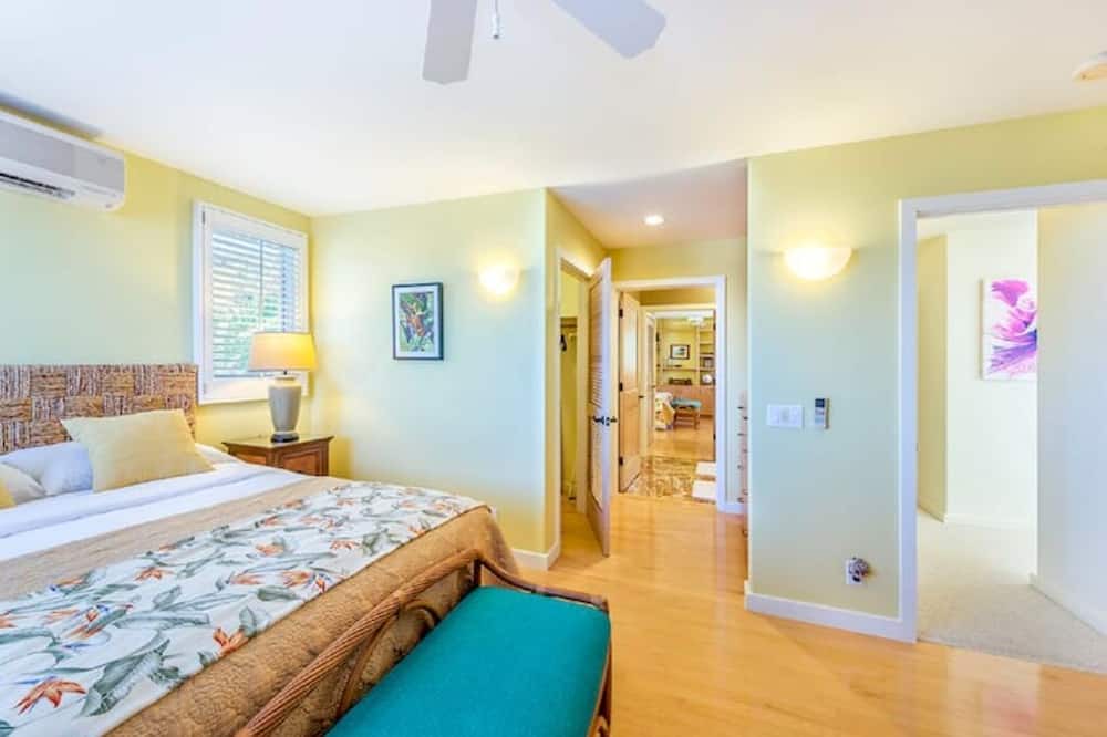 Photo of Bedroom in Kahala
